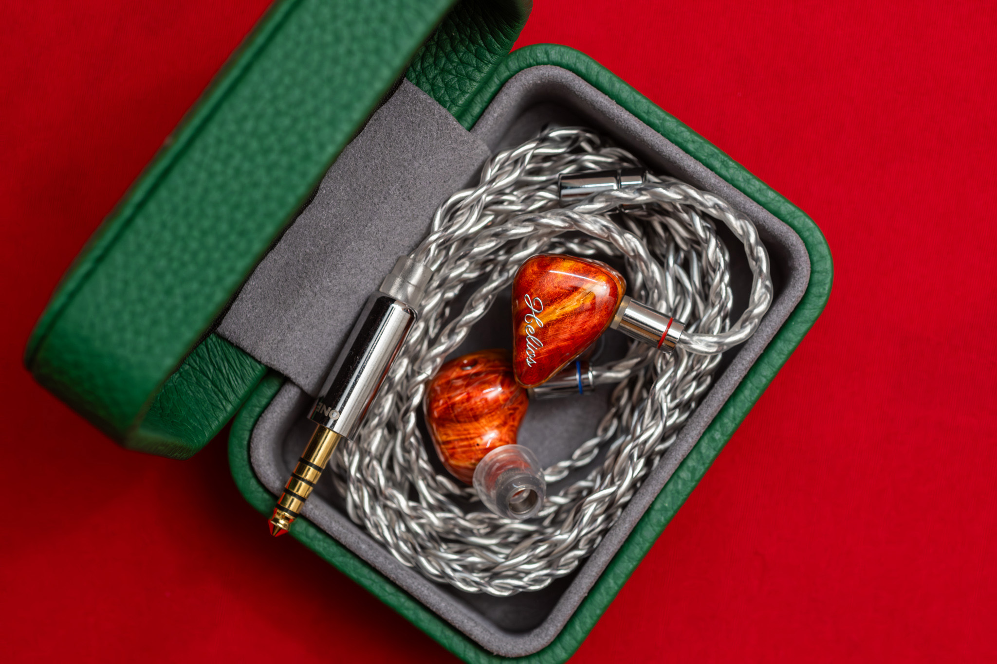 ODA Helios D100 Review: A Wood Magic? ODA Helios D100 Review