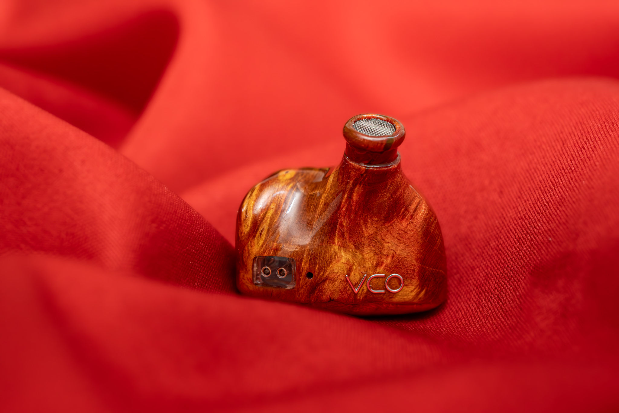 ODA Helios D100 Review: A Wood Magic? ARIF7913 Enhanced NR Edit